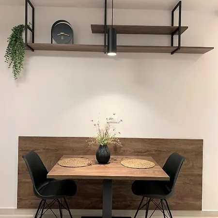 Fani - In アパート *