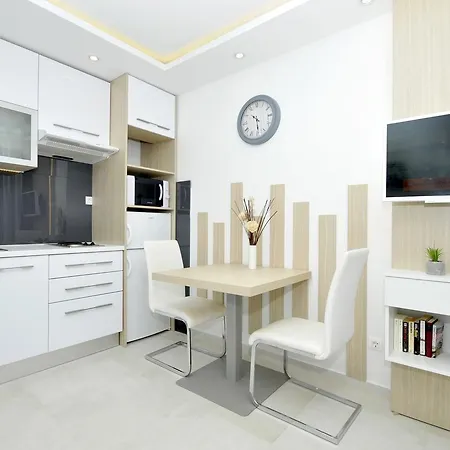 Fani - In * トロギール