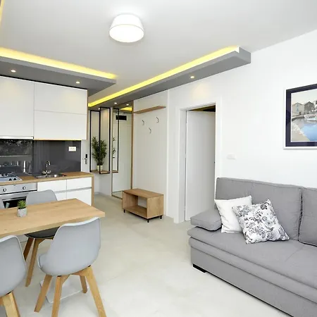 Fani - In Apartmán Trogir