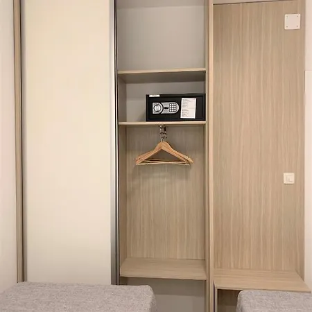 Apartman Fani - In *