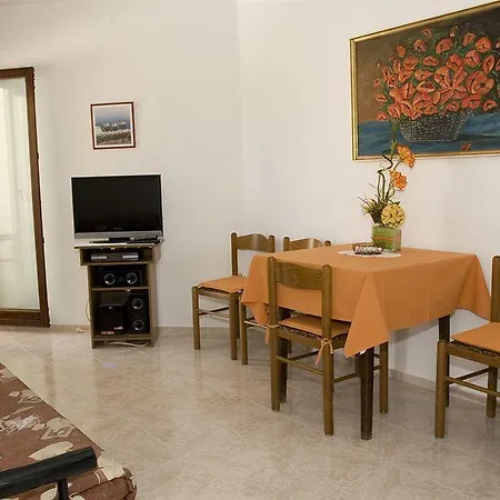 Apartman Fani - In Trogir